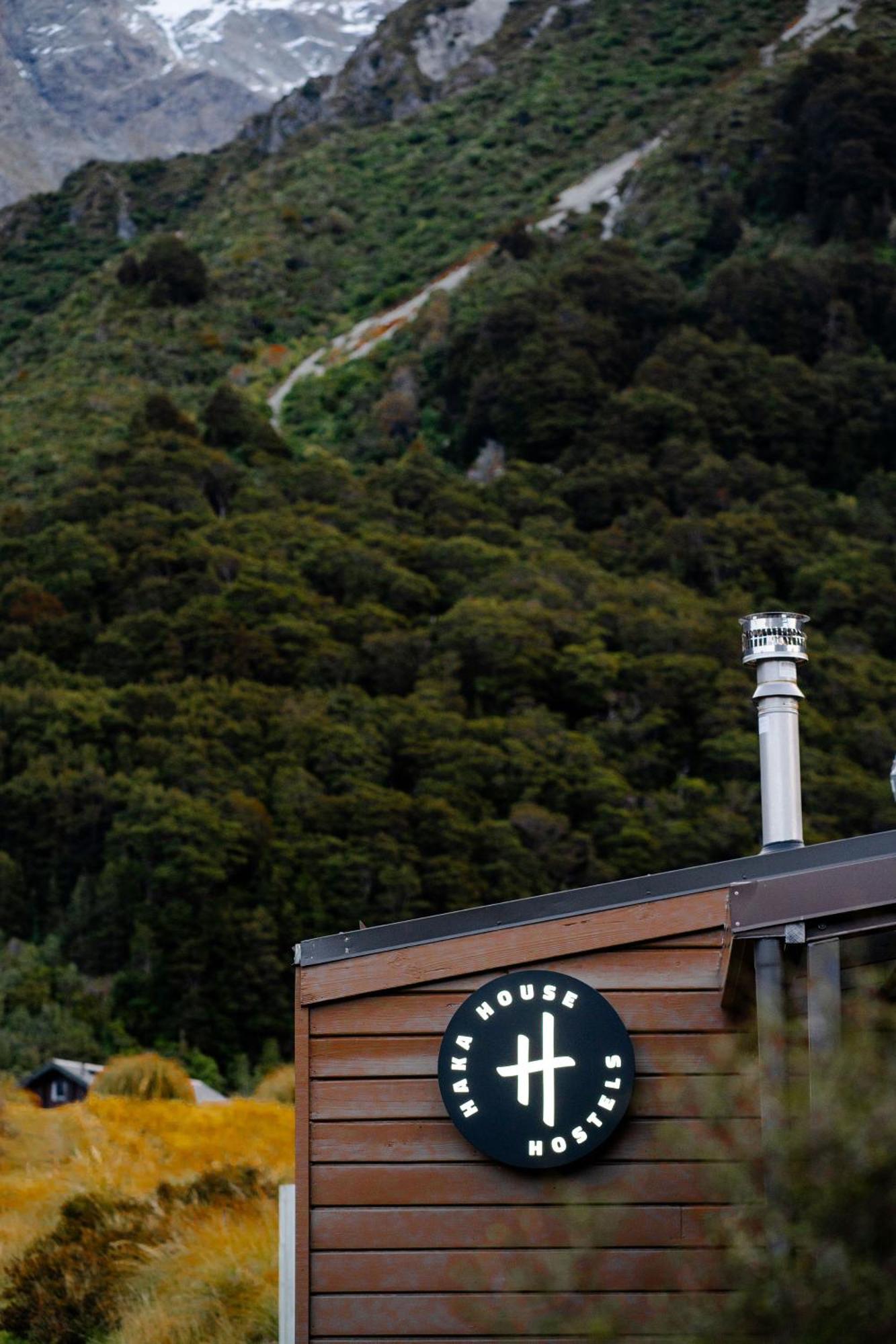 Auberge de jeunesse Haka House Aoraki Mt Cook à Aoraki / Mount Cook Extérieur photo